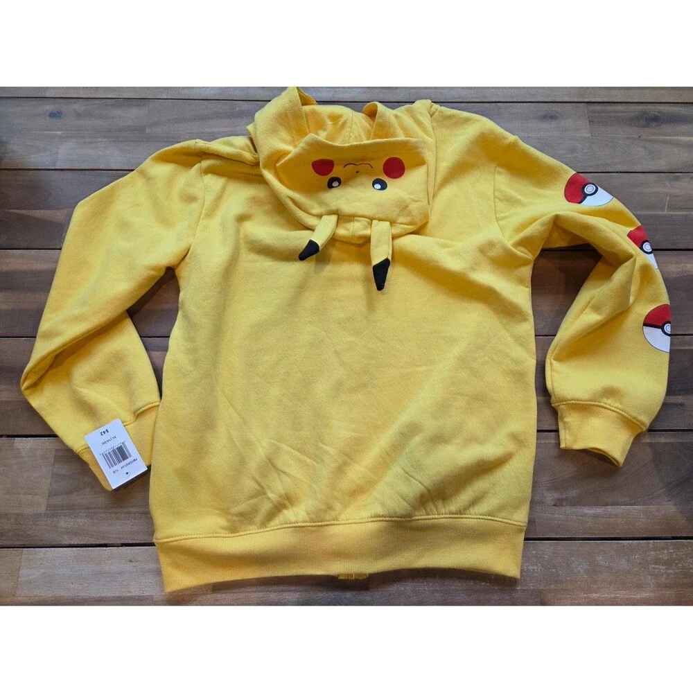 NWT Pokemon Pikachu Hoodie, sz xl